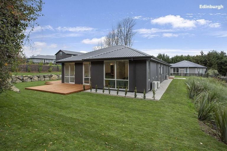 Photo of property in 14 Redwoods Lane, Helensburgh, Dunedin, 9010