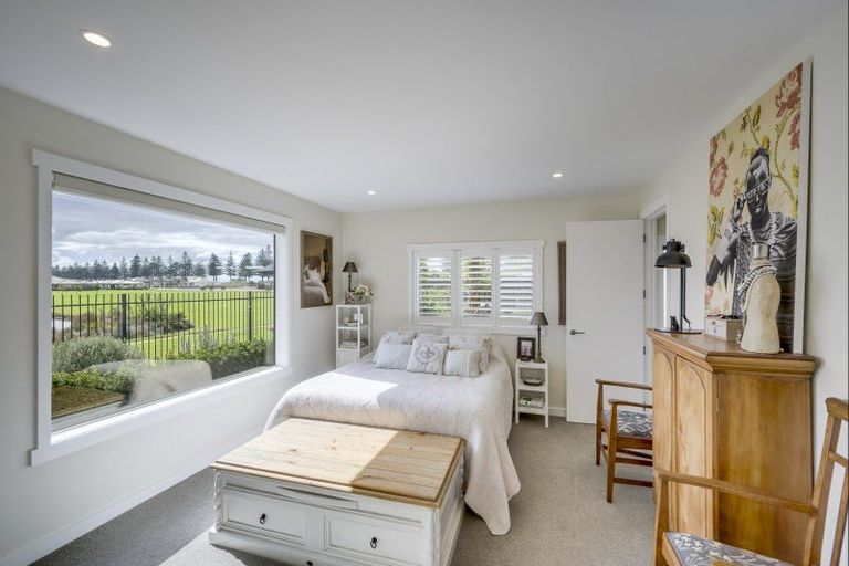 Photo of property in 19 Aparima Place, Awatoto, Napier, 4110