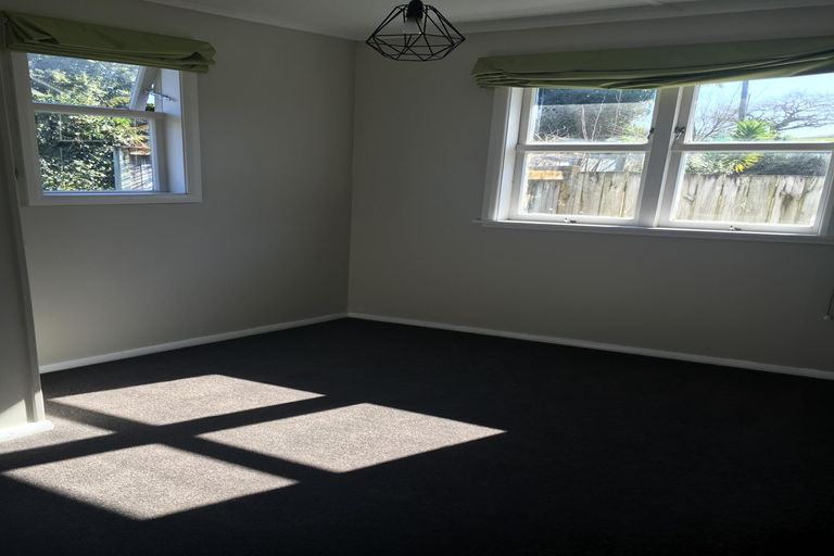 Photo of property in 27 Mccracken Avenue, Hillcrest, Hamilton, 3216