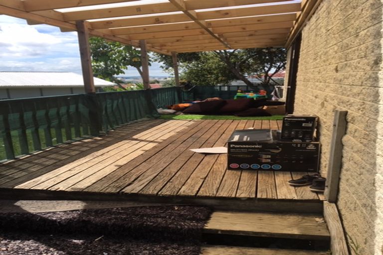 Photo of property in 2/5 Abelia Place, Papatoetoe, Auckland, 2025