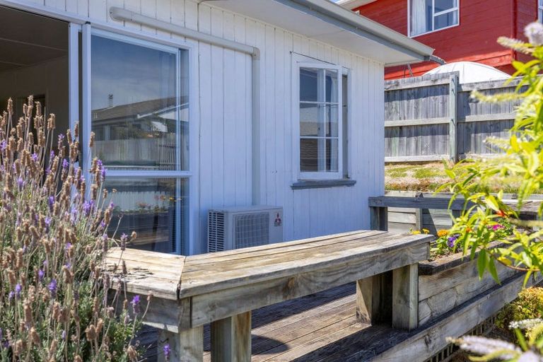 Photo of property in 38 Puriri Street, Hilltop, Taupo, 3330