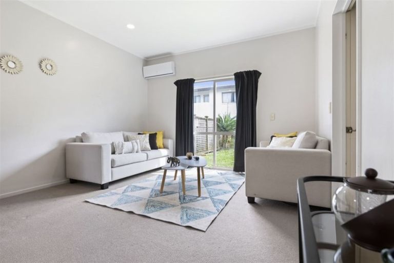 Photo of property in 6 Vitex Lane, Henderson, Auckland, 0612