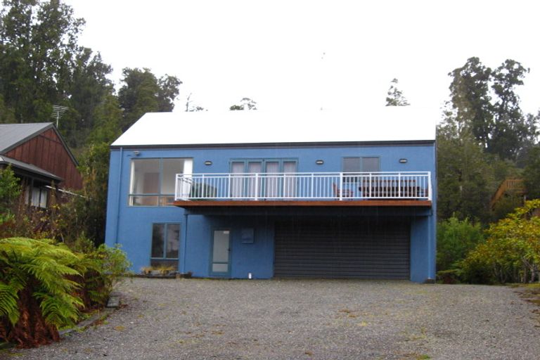 Photo of property in 25 Korua Street, Moana, 7872