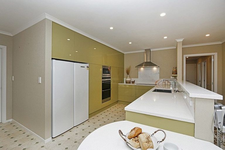 Photo of property in 32 Ihaia Road, Opunake, 4616