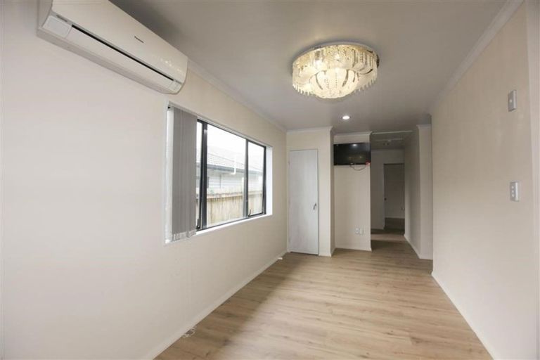 Photo of property in 48b Cartmel Avenue, Massey, Auckland, 0614