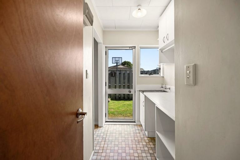 Photo of property in 7 Dale Place, St Andrews, Hamilton, 3200