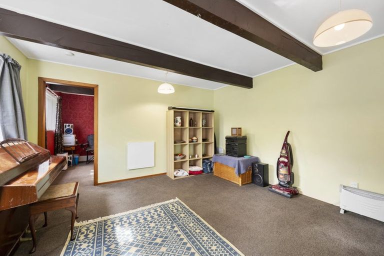 Photo of property in 73 Totara Road, Miramar, Wellington, 6022