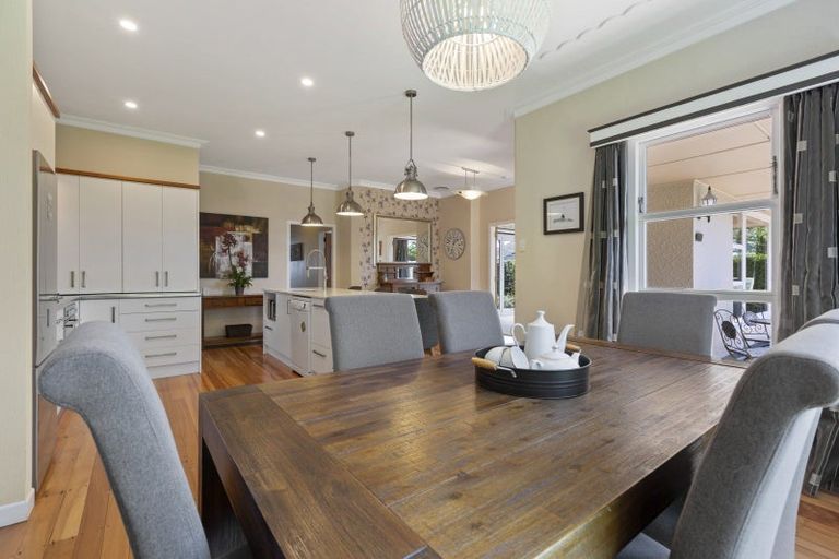 Photo of property in 124 Carrington Street, Lower Vogeltown, New Plymouth, 4310