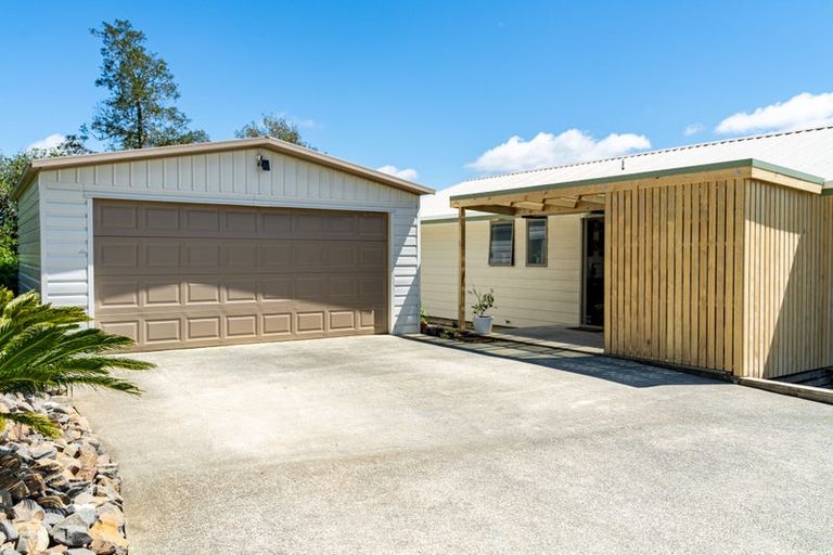 Photo of property in 1822 State Highway 12, Paparoa, 0571