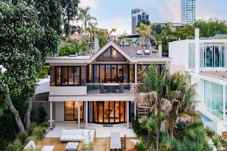 Photo of property in 28 Blomfield Spa, Takapuna, Auckland, 0622