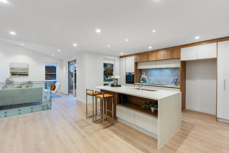 Photo of property in 14a Crystal Avenue, Glendene, Auckland, 0602