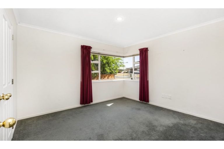 Photo of property in 29 Ayrshire Drive, Grandview Heights, Hamilton, 3200