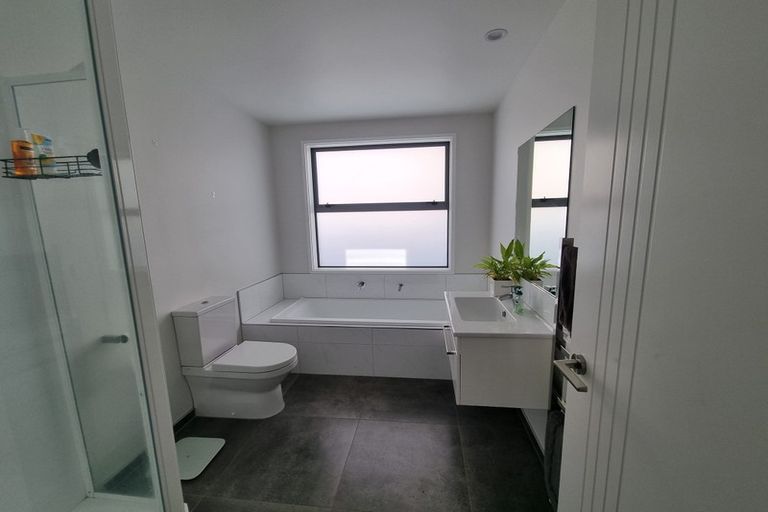 Photo of property in 37 Franks Way, Papamoa Beach, Papamoa, 3118