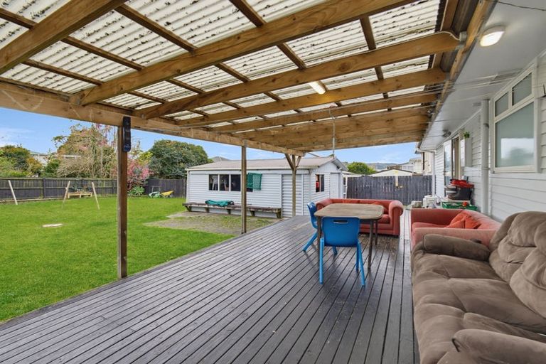 Photo of property in 22 Boundary Road, Opaheke, Papakura, 2113
