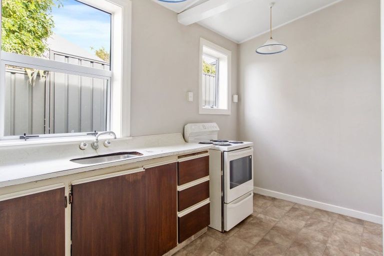 Photo of property in 2 Roslyn Terrace, Seaview, Timaru, 7910