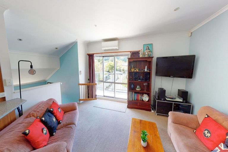 Photo of property in 3a Marshall Street, Karori, Wellington, 6012