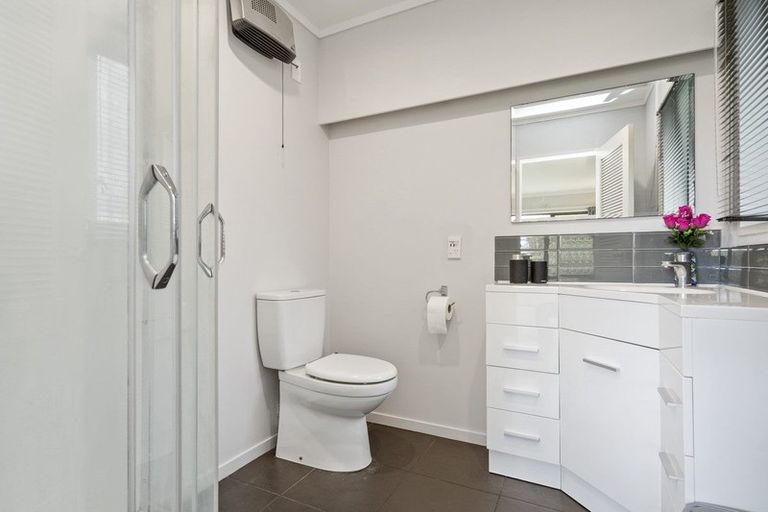 Photo of property in 45 Weld Street, Cambridge, 3434