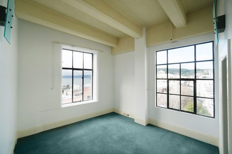 Photo of property in Dominion Apartments, 27/80 Victoria Street, Wellington Central, Wellington, 6011