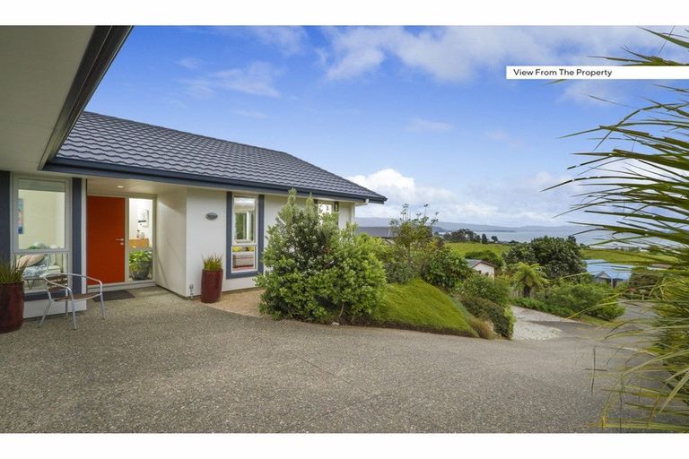 Photo of property in 2 Kowhatu Grove, Pohara, Takaka, 7183