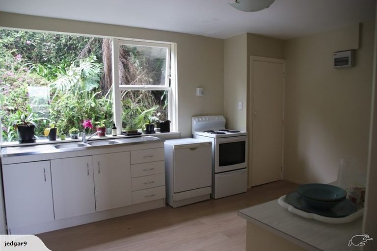 Photo of property in 1/9 Pemberton Avenue, Bayview, Auckland, 0629