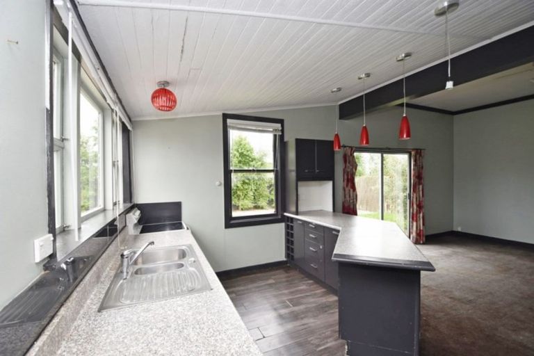 Photo of property in 5 Mary Street, Otautau, 9610