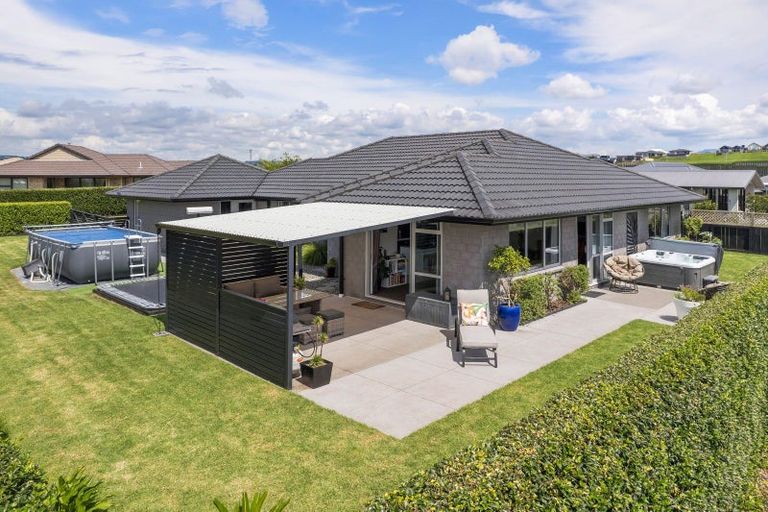 Photo of property in 5 Vantage Place, Omokoroa, 3114