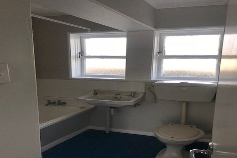 Photo of property in Wellway Flats, 45 Mcparland Street, Ebdentown, Upper Hutt, 5018