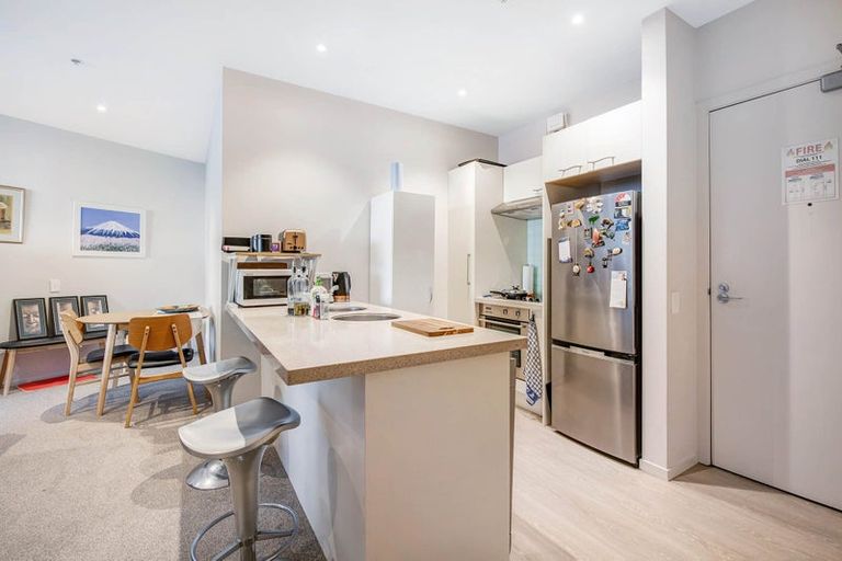 Photo of property in 1115/11 Tamariki Avenue, Kelston, Auckland, 0602