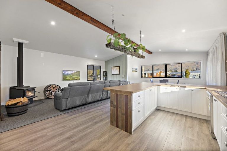 Photo of property in 4 Bank Avenue, Middlemarch, 9597