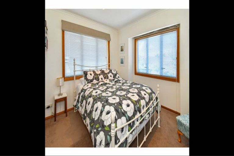 Photo of property in 35a Shortt Avenue, Mangere Bridge, Auckland, 2022