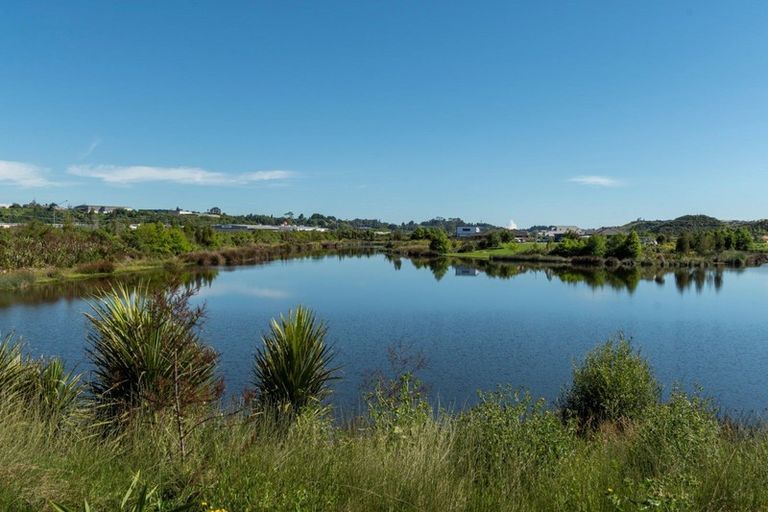 Photo of property in 18 Rire Hau Lane, Pyes Pa, Tauranga, 3112