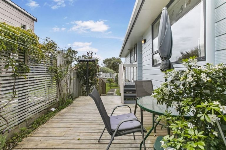 Photo of property in 294a Rangatira Road, Beach Haven, Auckland, 0626