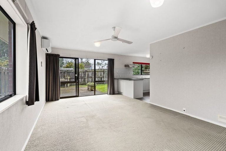 Photo of property in 33b Branch Road, Highlands Park, New Plymouth, 4312