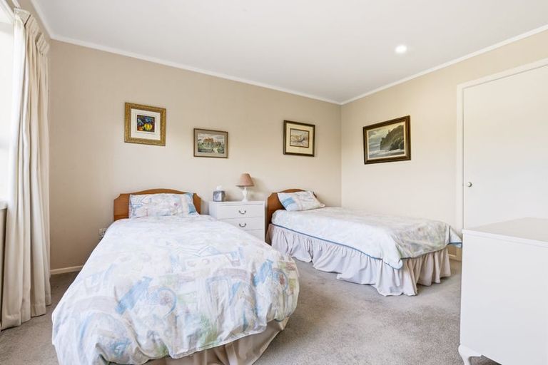 Photo of property in 48 Chesham Avenue, Waipahihi, Taupo, 3330