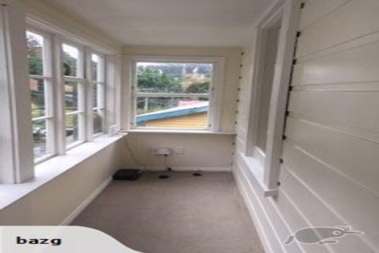 Photo of property in 69 Holloway Road, Aro Valley, Wellington, 6021