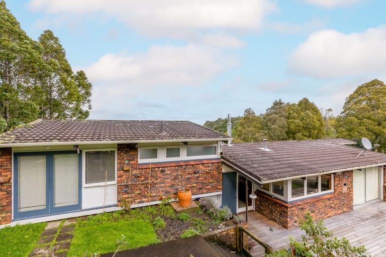 Photo of property in 57 Arapito Road, Titirangi, Auckland, 0604