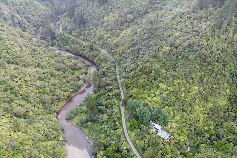 Photo of property in 570 Tutaetoko Road, Toatoa, Opotiki, 3197