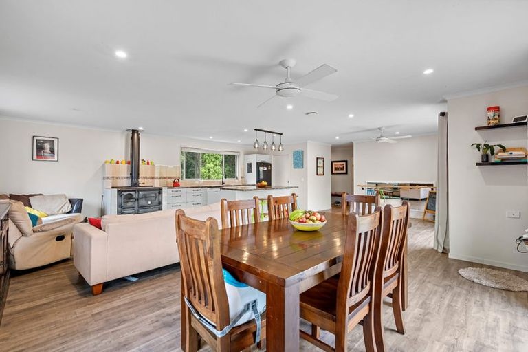 Photo of property in 6 Tavinor Road, Otaika, Whangarei, 0170