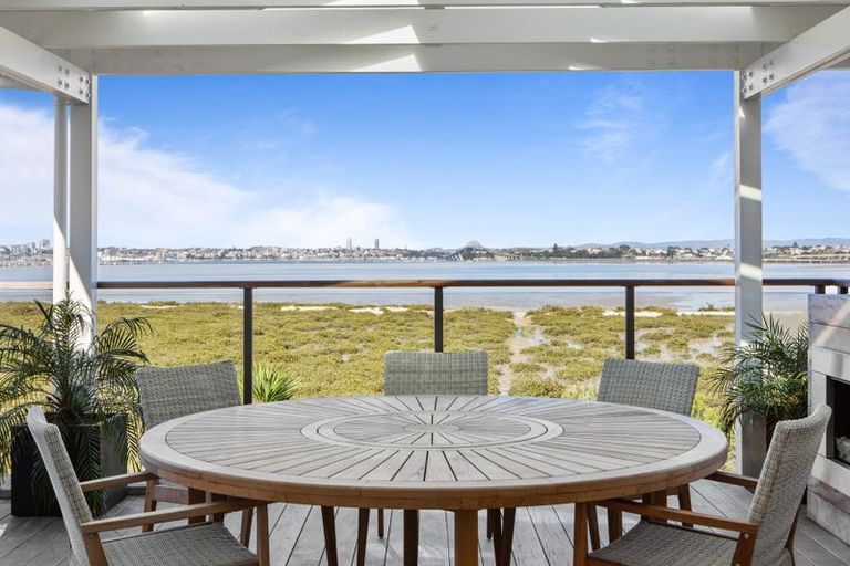 Photo of property in 3/28 Walter Street, Hauraki, Auckland, 0622