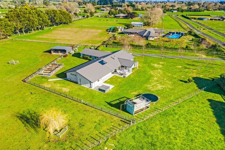 Photo of property in 19b Lissette Road, Newstead, Hamilton, 3286