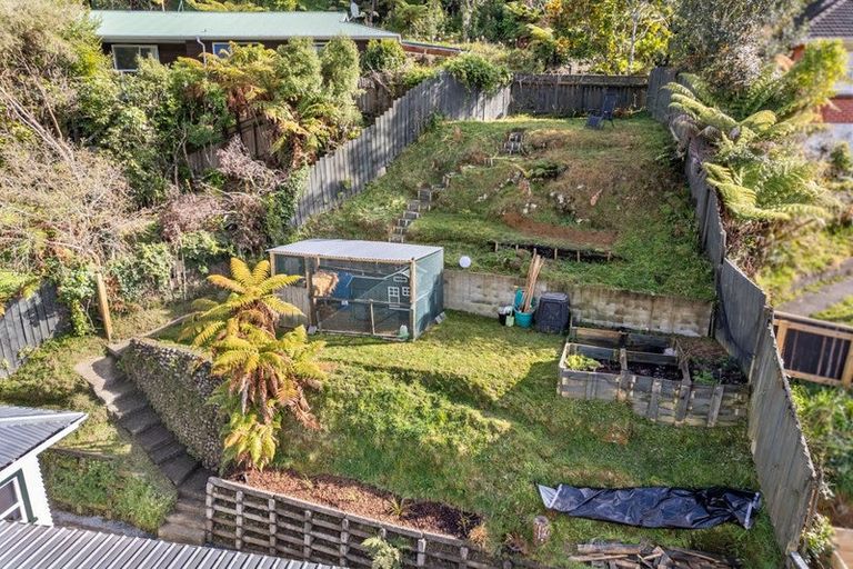 Photo of property in 20 Jocelyn Crescent, Pinehaven, Upper Hutt, 5019