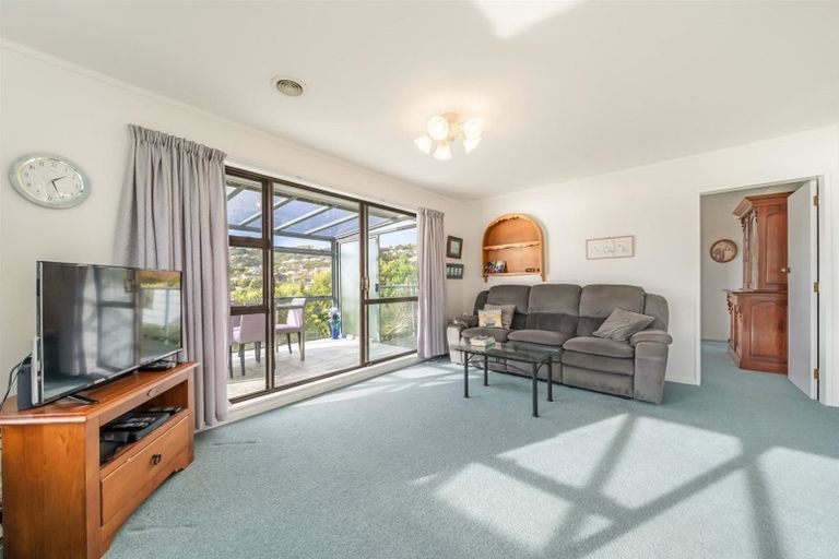 Photo of property in 6 Thurso Grove, Papakowhai, Porirua, 5024