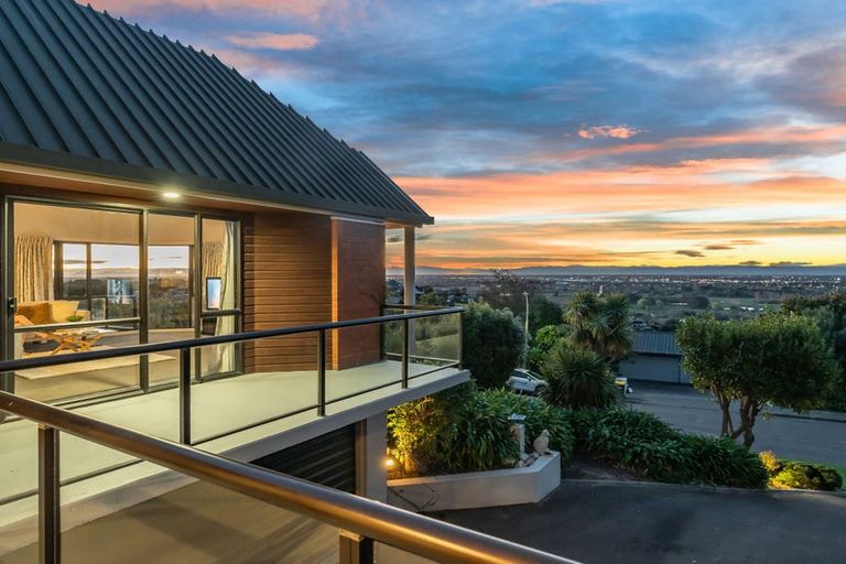 Photo of property in 9 Petworth Place, Westmorland, Christchurch, 8025