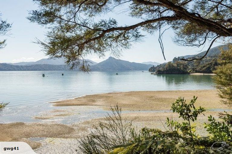 Photo of property in 248 Moetapu Bay Road, Moetapu Bay, Picton, 7282