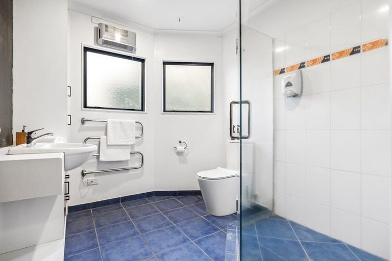 Photo of property in 24 Max Short Drive, Pukekohe, 2120