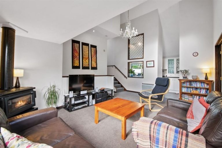 Photo of property in 7 Shalamar Drive, Cashmere, Christchurch, 8022