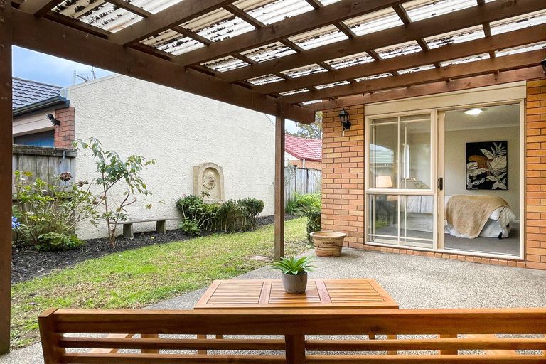 Photo of property in 7 Hibernian Drive, Ranui, Auckland, 0612