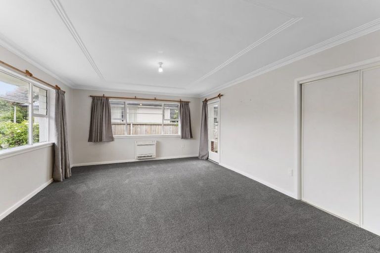 Photo of property in 39 Acacia Avenue, Upper Riccarton, Christchurch, 8041