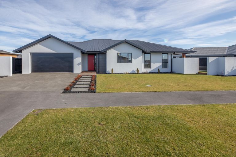 Photo of property in 12 Wandle Street, Marshland, Christchurch, 8083