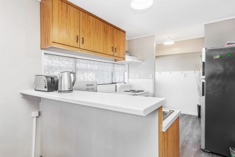 Photo of property in 76a Kahikatea Drive, Melville, Hamilton, 3206